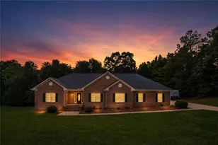 604 Clearwater Ct, McDonough, GA 30252 - Photo 4