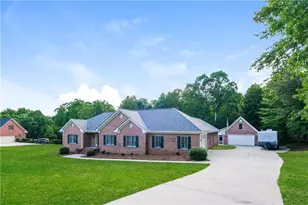 604 Clearwater Ct, McDonough, GA 30252 - Photo 2