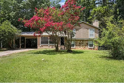 9262 Raven Drive, Jonesboro, GA 30238 - Photo 1