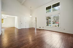 300 Cruise Ct, Roswell, GA 30076 - Photo 4