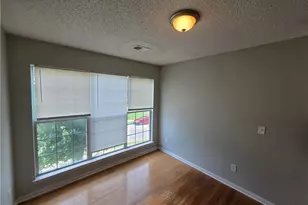 6924 Biscayne Blvd, Rex, GA 30273 - Photo 6
