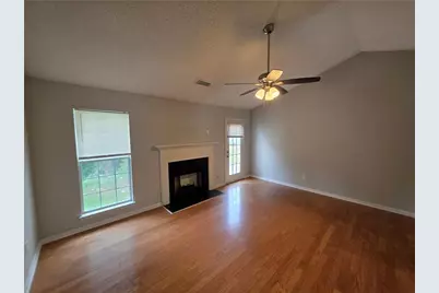 6924 Biscayne Blvd, Rex, GA 30273 - Photo 4