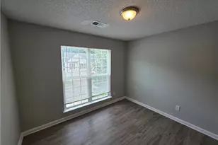 6924 Biscayne Blvd, Rex, GA 30273 - Photo 12