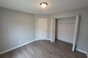 6924 Biscayne Blvd, Rex, GA 30273 - Photo 10