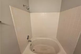 6924 Biscayne Blvd, Rex, GA 30273 - Photo 16