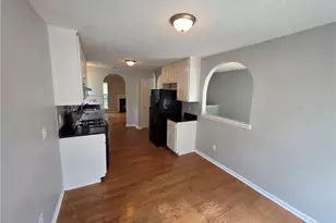 6924 Biscayne Blvd, Rex, GA 30273 - Photo 8