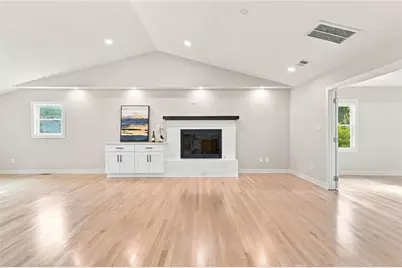 2618 Beechwood Drive, Marietta, GA 30062 - Photo 14