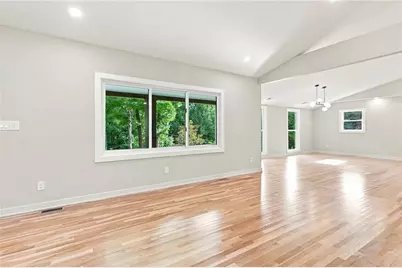 2618 Beechwood Drive, Marietta, GA 30062 - Photo 4