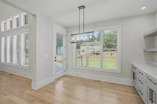133 W Putnam Ferry Rd, Woodstock, GA 30189 - Photo 18
