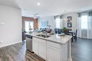 1184 SE Erica Way SE, Atlanta, GA 30354 - Photo 6