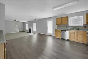 2871 Chilhowee Dr, Atlanta, GA 30331 - Photo 24