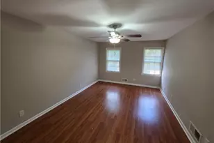 5183 McCarter Ct, Stone Mountain, GA 30088 - Photo 16