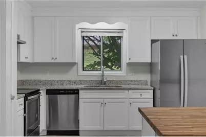 5809 Oakleaf Way, Stone Mountain, GA 30087 - Photo 10