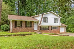 5809 Oakleaf Way, Stone Mountain, GA 30087 - Photo 2