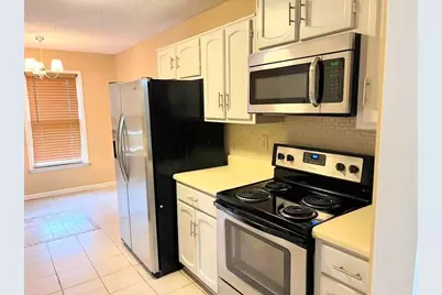 8067 Creekstone Way, Riverdale, GA 30274 - Photo 4