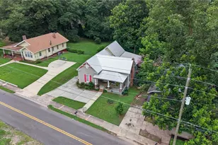 171 NE Broad St, Fairburn, GA 30213 - Photo 4