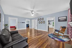 171 NE Broad St, Fairburn, GA 30213 - Photo 8