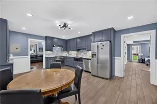171 NE Broad St, Fairburn, GA 30213 - Photo 14