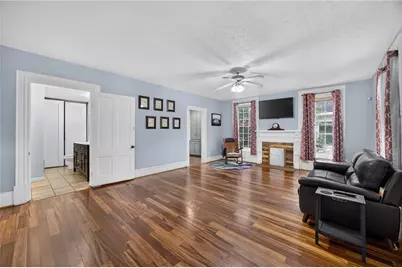 171 NE Broad Street, Fairburn, GA 30213 - Photo 6