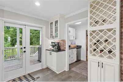 3825 Creekview Drive NE, Marietta, GA 30068 - Photo 12