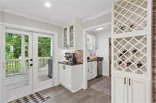 3825 Creekview Dr NE, Marietta, GA 30068 - Photo 12