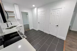 296 Thornton St SW, Atlanta, GA 30315 - Photo 18