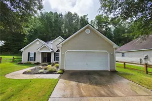 4428 James Wade Dr, Snellville, GA 30039 - Photo 1