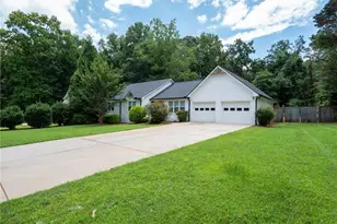 1020 Atherton Ln, Woodstock, GA 30189 - Photo 2