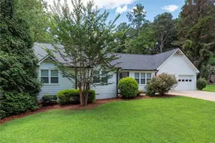 1020 Atherton Ln, Woodstock, GA 30189 - Photo 4