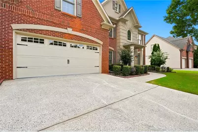 10805 Glenhurst Pass, Johns Creek, GA 30097 - Photo 4