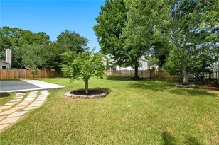 10805 Glenhurst Pass, Johns Creek, GA 30097 - Photo 58
