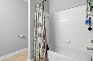 10805 Glenhurst Pass, Johns Creek, GA 30097 - Photo 44