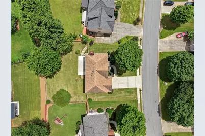 10805 Glenhurst Pass, Johns Creek, GA 30097 - Photo 60