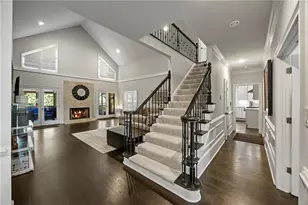240 Embassy Ct, Sandy Springs, GA 30328 - Photo 4