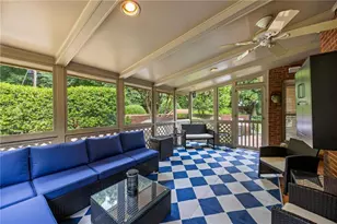 240 Embassy Ct, Sandy Springs, GA 30328 - Photo 32