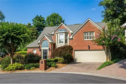 240 Embassy Court, Sandy Springs, GA 30328 - Photo 2