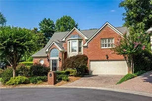 240 Embassy Ct, Sandy Springs, GA 30328 - Photo 2