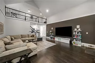 240 Embassy Ct, Sandy Springs, GA 30328 - Photo 6
