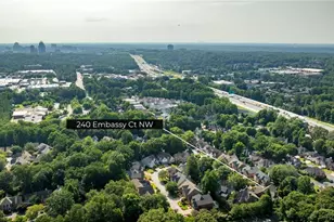 240 Embassy Ct, Sandy Springs, GA 30328 - Photo 44