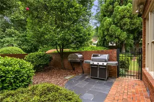 240 Embassy Ct, Sandy Springs, GA 30328 - Photo 34
