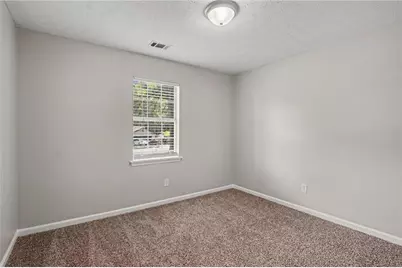560 E Country Woods Drive, Covington, GA 30016 - Photo 10