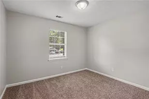 560 E Country Woods Dr, Covington, GA 30016 - Photo 10