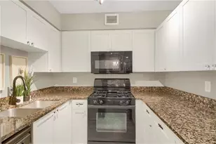 2479 Peachtree Rd NE, Atlanta, GA 30305 - Photo 6