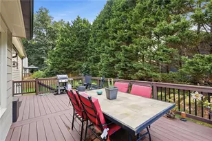 2416 Broward Dr NE, Marietta, GA 30066 - Photo 22