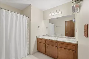2416 Broward Dr NE, Marietta, GA 30066 - Photo 14