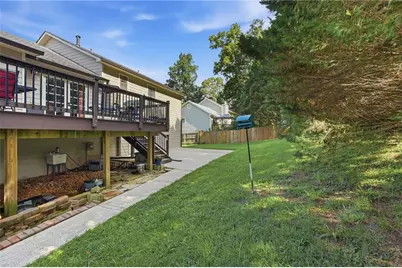 2416 Broward Drive NE, Marietta, GA 30066 - Photo 24