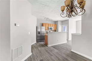6604 Splashwater Dr, Flowery Branch, GA 30542 - Photo 10