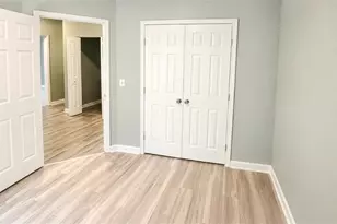 2001 Lois Pl NW, Atlanta, GA 30318 - Photo 10