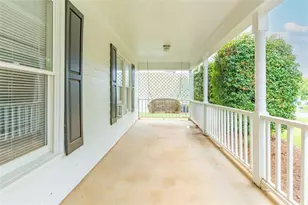 70 Summer Walk Dr, Covington, GA 30016 - Photo 2