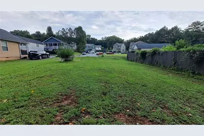 1989 Thomasville Estate Drive SE, Atlanta, GA 30315 - Photo 8